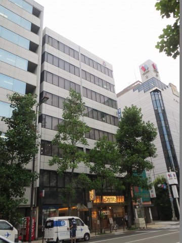 マエダビル