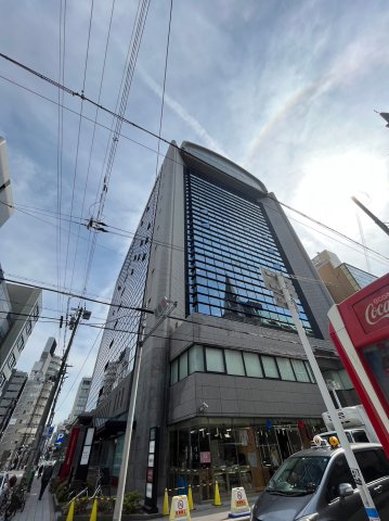 THE PEAK SHINSAIBASHI（旧：出光ナガホリビル）