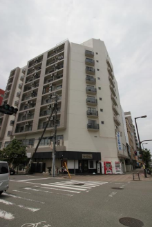 雄兆平和ビル（フルーレ新大阪）